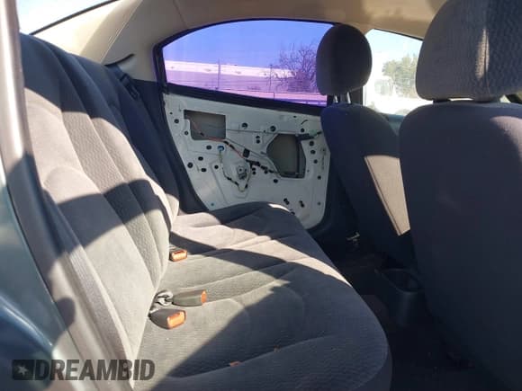 ✅ 2002 Dodge Stratus SXT • VIN: 1B3EL46X62N347705 • Lot: 41458496. Wystawiony na IAAI z przebiegiem 140 119 mil. Bezpłatny archiwum sprzedaży aukcyjnych z USA i szczegółowy raport historii pojazdu na DreamBid. Zdjęcie 8.