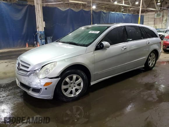 ✅ 2007 Mercedes-Benz R 3.5L • VIN: 4JGCB65E97A058042 • Lot: 49876895. Listed on Copart with 179,682 mi. Free auction sales archive from the USA and detailed vehicle history report at DreamBid. Image 1.