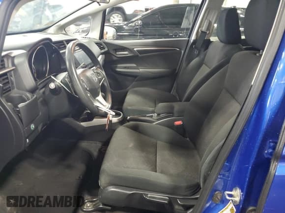 ✅ 2017 Honda Fit EX • VIN: JHMGK5H79HS018390 • Lot: 86683125. Listed on Copart with 59,329 mi. Free auction sales archive from the USA and detailed vehicle history report at DreamBid. Image 7.