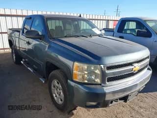 2008 Chevrolet Silverado 1500 2LT с VIN 2GCEK19J181300647, выставлен на аукционе IAAI как лот 43570076 с пробегом 252 983 миль миль и . История ставок и продаж доступна на DreamBid. Изображение 1.