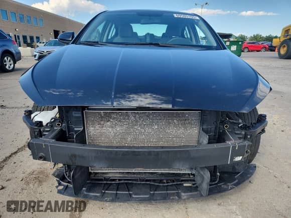 2019 Hyundai Elantra SE z VIN KMHD74LF9KU778258, wystawiony jako Copart lot #69585105 z przebiegiem 72 025 mil mil oraz Szkoda całkowita • Salvage title. Historia ofert i sprzedaży dostępna na DreamBid. Obrazek 5.
