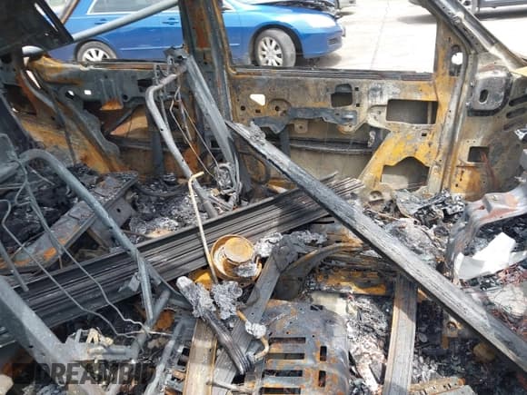 ✅ 2008 Saab 9-7X 5.3i • VIN: 5S3ET13M382803395 • Lot: 42513973. Wystawiony na IAAI z przebiegiem Nie podano. Bezpłatny archiwum sprzedaży aukcyjnych z USA i szczegółowy raport historii pojazdu na DreamBid. Zdjęcie 5.