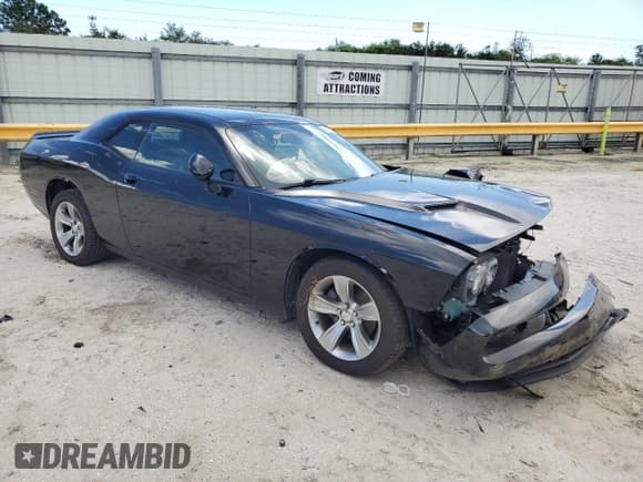 ✅ 2019 Dodge Challenger SXT • VIN: 2C3CDZAG5KH731592 • Lot: 65710414. Wystawiony na Copart z przebiegiem 30 043 mil. Bezpłatny archiwum sprzedaży aukcyjnych z USA i szczegółowy raport historii pojazdu na DreamBid. Zdjęcie 4.