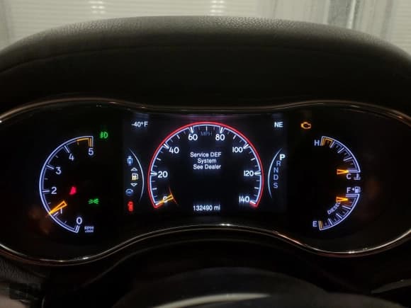 ✅ 2015 Jeep Grand Cherokee Overland • VIN: 1C4RJFCM8FC815544 • Lot: 80519904. Listed on Copart with 132,490 mi. Free auction sales archive from the USA and detailed vehicle history report at DreamBid. Image 9.