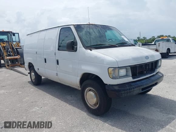 ✅ 2000 Ford Econoline Cargo • VIN: 1FTNE2422YHB05473 • Lot: 42507813. Wystawiony na IAAI z przebiegiem 164 656 mil. Bezpłatny archiwum sprzedaży aukcyjnych z USA i szczegółowy raport historii pojazdu na DreamBid. Zdjęcie 1.
