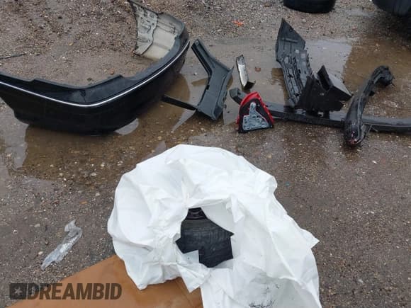 ✅ 2007 Mercedes-Benz C 230 Sport • VIN: WDBRF52H47E023492 • Lot: 41561085. Wystawiony na IAAI z przebiegiem 154 707 mil. Bezpłatny archiwum sprzedaży aukcyjnych z USA i szczegółowy raport historii pojazdu na DreamBid. Zdjęcie 12.