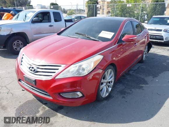 2012 Hyundai Azera с VIN KMHFH4JG6CA175661, выставлен на аукционе IAAI как лот 41564211 с пробегом 142 708 миль миль и . История ставок и продаж доступна на DreamBid. Изображение 18.