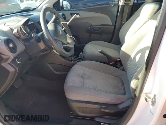 2013 Chevrolet Sonic LS с VIN 1G1JA5SH4D4174288, выставлен на аукционе Copart как лот 74352674 с пробегом Не указан миль и На запчасти • Non repairable. История ставок и продаж доступна на DreamBid. Изображение 7.