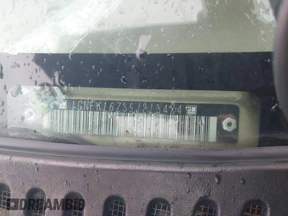 ✅ 2005 Chevrolet Suburban LT • VIN: 1GNFK16Z35J213484 • Lot: 42251630. Wystawiony na IAAI z przebiegiem 384 604 mil. Bezpłatny archiwum sprzedaży aukcyjnych z USA i szczegółowy raport historii pojazdu na DreamBid. Zdjęcie 9.