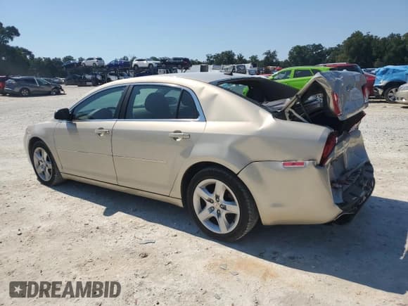 ✅ 2011 Chevrolet Malibu 1LS • VIN: 1G1ZB5E16BF252103 • Lot: 75622884. Listed on Copart with 71,899 mi. Free auction sales archive from the USA and detailed vehicle history report at DreamBid. Image 2.