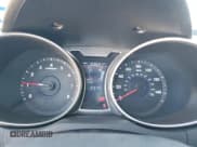 ✅ 2014 Hyundai Veloster • VIN: KMHTC6AD9EU211072 • Lot: 43198465. Wystawiony na Copart z przebiegiem 133 631 mil. Bezpłatny archiwum sprzedaży aukcyjnych z USA i szczegółowy raport historii pojazdu na DreamBid. Zdjęcie 9.