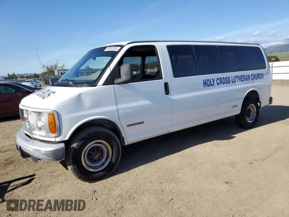 ✅ 1999 GMC Savana • VIN: 1GJHG39JXX1044726 • Лот: 49902635. Опубликован ранее на Copart с пробегом 78 840 миль. Бесплатный доступ к архиву аукционных продаж из США и подробный отчёт об истории автомобиля на DreamBid. Изображение 1.