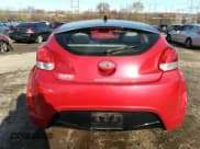 ✅ 2013 Hyundai Veloster w/Black Int • VIN: KMHTC6AD4DU120158 • Lot: 38180475. Wystawiony na IAAI z przebiegiem 73 561 mil. Bezpłatny archiwum sprzedaży aukcyjnych z USA i szczegółowy raport historii pojazdu na DreamBid. Zdjęcie 17.