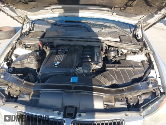 ✅ 2007 BMW 3 Series 328i • VIN: WBAVA33557PG52108 • Lot: 43862224. Wystawiony na IAAI z przebiegiem 244 142 mil. Bezpłatny archiwum sprzedaży aukcyjnych z USA i szczegółowy raport historii pojazdu na DreamBid. Zdjęcie 10.