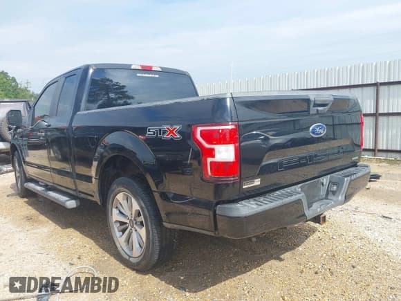✅ 2018 Ford F-150 XL • VIN: 1FTEX1CP8JKD64009 • Lot: 42881523. Wystawiony na IAAI z przebiegiem 48 056 mil. Bezpłatny archiwum sprzedaży aukcyjnych z USA i szczegółowy raport historii pojazdu na DreamBid. Zdjęcie 3.