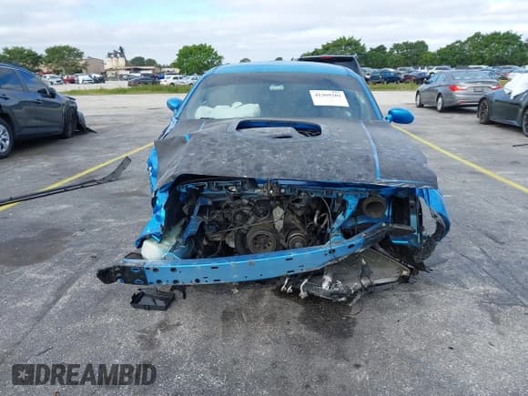 ✅ 2016 Dodge Challenger R/T Plus • VIN: 2C3CDZBT2GH153146 • Lot: 41269202. Listed on IAAI with 80,573 mi. Free auction sales archive from the USA and detailed vehicle history report at DreamBid. Image 6.