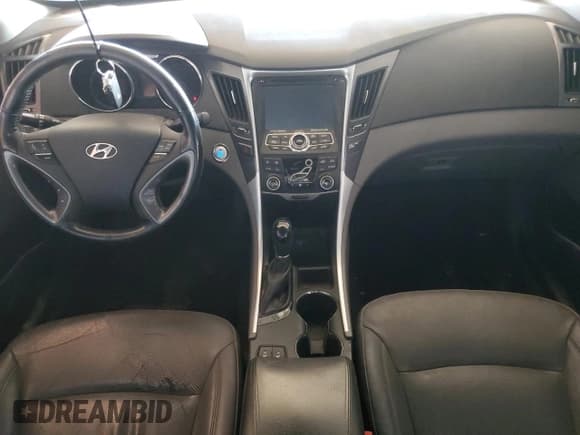 ✅ 2013 Hyundai Sonata • VIN: KMHEC4A46DA079871 • Lot: 85435125. Listed on Copart with 182,941 mi. Free auction sales archive from the USA and detailed vehicle history report at DreamBid. Image 8.