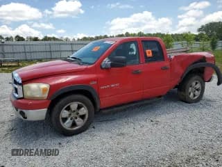 ✅ 2006 Dodge 1500 SLT • VIN: 1D7HA18276J152023 • Lot: 62771965. Wystawiony na Copart z przebiegiem 185 535 mil. Bezpłatny archiwum sprzedaży aukcyjnych z USA i szczegółowy raport historii pojazdu na DreamBid. Zdjęcie 1.