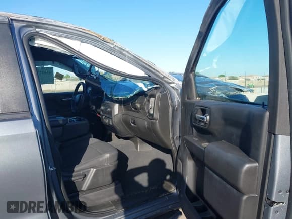 ✅ 2021 Chevrolet Silverado 1500 Custom • VIN: 1GCPWBEK3MZ148339 • Lot: 43437726. Wystawiony na IAAI z przebiegiem 84 228 mil. Bezpłatny archiwum sprzedaży aukcyjnych z USA i szczegółowy raport historii pojazdu na DreamBid. Zdjęcie 5.