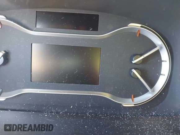 ✅ 2018 Honda Ridgeline RTL-E • VIN: 5FPYK3F71JB016317 • Lot: 41388515. Listed on IAAI with Not provided. Free auction sales archive from the USA and detailed vehicle history report at DreamBid. Image 7.