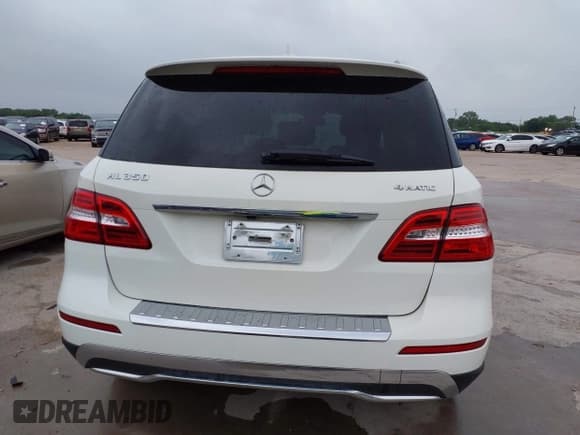 ✅ 2012 Mercedes-Benz M 350 • VIN: 4JGDA5HB7CA034478 • Lot: 42158995. Listed on IAAI with 170,942 mi. Free auction sales archive from the USA and detailed vehicle history report at DreamBid. Image 16.