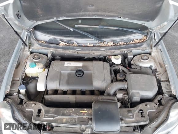 ✅ 2013 Volvo XC90 Premier Plus • VIN: YV4952CY5D1631782 • Lot: 43272389. Wystawiony na IAAI z przebiegiem 171 472 mil. Bezpłatny archiwum sprzedaży aukcyjnych z USA i szczegółowy raport historii pojazdu na DreamBid. Zdjęcie 10.