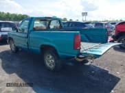 ✅ 1994 GMC Sierra 1500 • VIN: 1GTDC14Z3RZ547523 • Lot: 42072321. Wystawiony na IAAI z przebiegiem 170 695 mil. Bezpłatny archiwum sprzedaży aukcyjnych z USA i szczegółowy raport historii pojazdu na DreamBid. Zdjęcie 3.