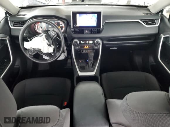 ✅ 2025 Toyota RAV4 LE • VIN: 2T3F1RFVXSC504313 • Лот: 91577275. Опубликован ранее на Copart с пробегом 18 478 миль. Бесплатный доступ к архиву аукционных продаж из США и подробный отчёт об истории автомобиля на DreamBid. Изображение 8.