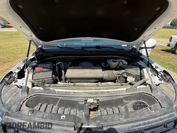 ✅ 2022 Chevrolet Suburban RST • VIN: 1GNSKEKD3NR218993 • Lot: 67100695. Listed on Copart with 44,452 mi. Free auction sales archive from the USA and detailed vehicle history report at DreamBid. Image 7.