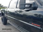 ✅ 2005 Chevrolet Silverado 2500HD LS • VIN: 1GCHK23205F891840 • Lot: 41901312. Listed on IAAI with 197,678 mi. Free auction sales archive from the USA and detailed vehicle history report at DreamBid. Image 19.