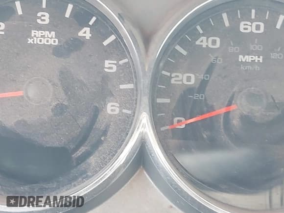 ✅ 2011 Chevrolet Silverado 2500HD • VIN: 1GB2KVCG0BZ409840 • Lot: 42557164. Wystawiony na IAAI z przebiegiem Nie podano. Bezpłatny archiwum sprzedaży aukcyjnych z USA i szczegółowy raport historii pojazdu na DreamBid. Zdjęcie 7.