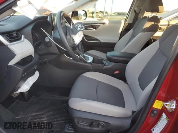 ✅ 2022 Toyota RAV4 XLE • VIN: 2T3W1RFV0NW229134 • Lot: 91720375. Listed on Copart with 20,058 mi. Free auction sales archive from the USA and detailed vehicle history report at DreamBid. Image 7.