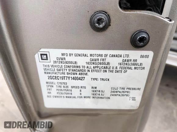 ✅ 2000 Chevrolet Silverado 1500 LS • VIN: 2GCEC19T7Y1400427 • Лот: 59671395. Опубликован ранее на Copart с пробегом 312 691 миль. Бесплатный доступ к архиву аукционных продаж из США и подробный отчёт об истории автомобиля на DreamBid. Изображение 12.