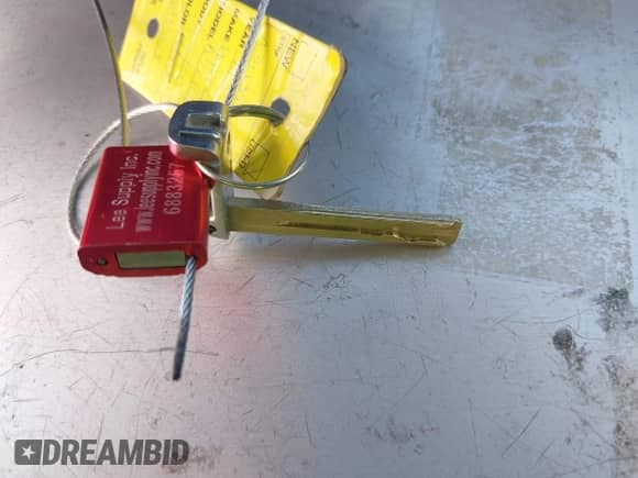 2014 Hyundai Azera с VIN KMHFG4JG9EA341354, выставлен на аукционе IAAI как лот 42711386 с пробегом 144 157 миль миль и . История ставок и продаж доступна на DreamBid. Изображение 11.