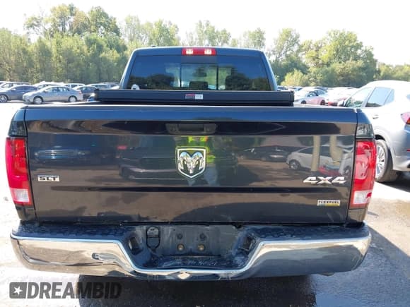 ✅ 2018 Ram 1500 Big Horn • VIN: 1C6RR7GG3JS306826 • Lot: 43319421. Listed on IAAI with 126,798 mi. Free auction sales archive from the USA and detailed vehicle history report at DreamBid. Image 17.