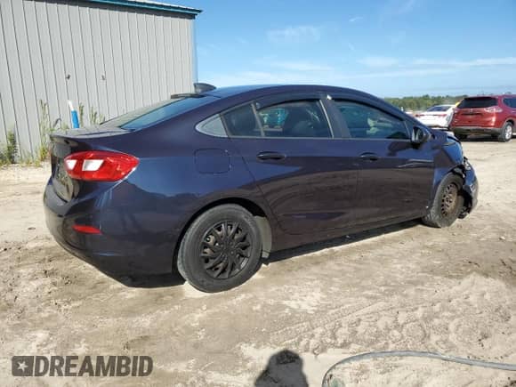 ✅ 2016 Chevrolet Cruze LS • VIN: 1G1BC5SMXG7236971 • Лот: 85290645. Опубликован ранее на Copart с пробегом 128 090 миль. Бесплатный доступ к архиву аукционных продаж из США и подробный отчёт об истории автомобиля на DreamBid. Изображение 3.