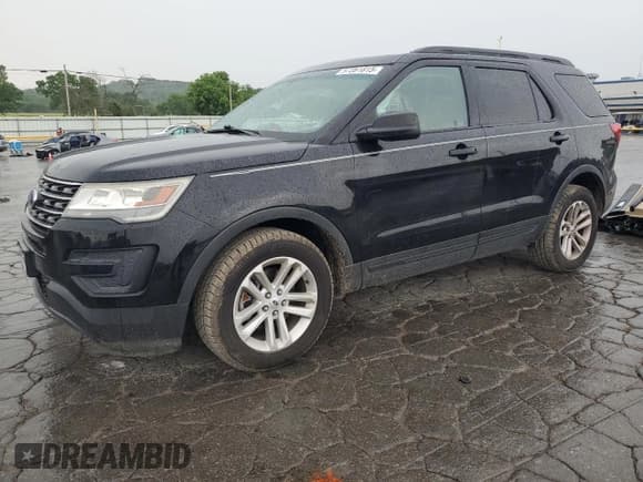 ✅ 2017 Ford Explorer • VIN: 1FM5K7B82HGB27178 • Лот: 57351815. Опубликован ранее на Copart с пробегом 130 259 миль. Бесплатный доступ к архиву аукционных продаж из США и подробный отчёт об истории автомобиля на DreamBid. Изображение 1.