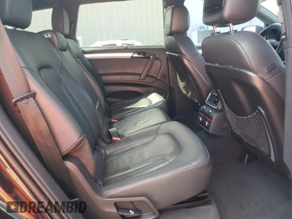 ✅ 2014 Audi Q7 S line Prestige • VIN: WA1DGAFE4ED000874 • Lot: 80609685. Wystawiony na Copart z przebiegiem 193 301 mil. Bezpłatny archiwum sprzedaży aukcyjnych z USA i szczegółowy raport historii pojazdu na DreamBid. Zdjęcie 11.