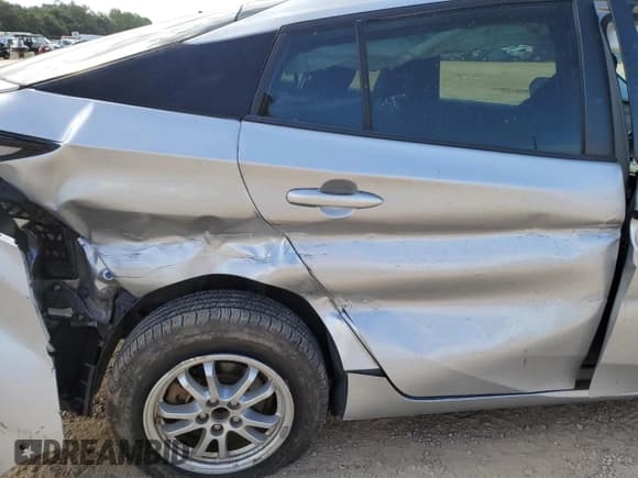 ✅ 2020 Toyota Prius LE • VIN: JTDKARFU4L3118673 • Лот: 84923155. Опубликован ранее на Copart с пробегом 84 841 миль. Бесплатный доступ к архиву аукционных продаж из США и подробный отчёт об истории автомобиля на DreamBid. Изображение 10.