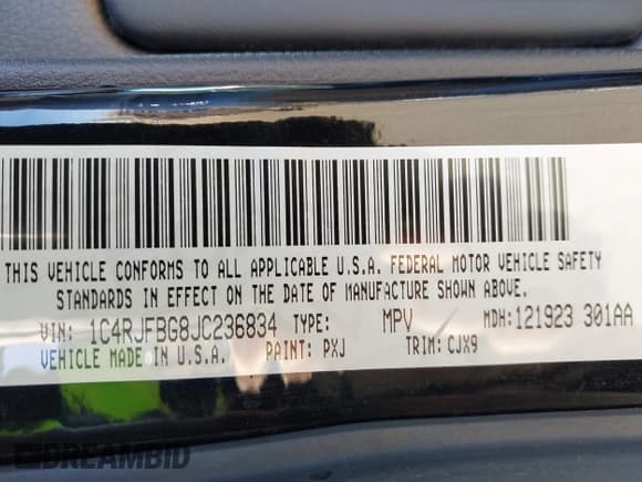 ✅ 2018 Jeep Grand Cherokee Limited • VIN: 1C4RJFBG8JC236834 • Lot: 43525039. Listed on IAAI with 56,802 mi. Free auction sales archive from the USA and detailed vehicle history report at DreamBid. Image 9.