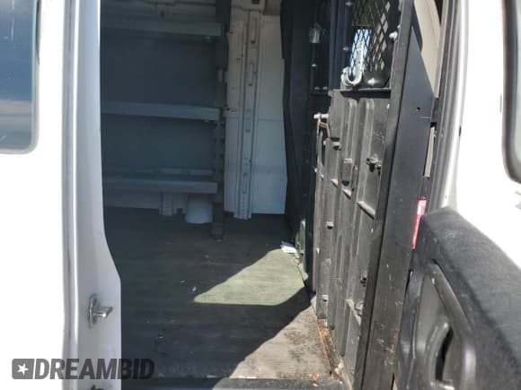 ✅ 2008 Chevrolet Express Cargo • VIN: 1GCGG25C581110752 • Lot: 84923135. Listed on Copart with 205,216 mi. Free auction sales archive from the USA and detailed vehicle history report at DreamBid. Image 11.