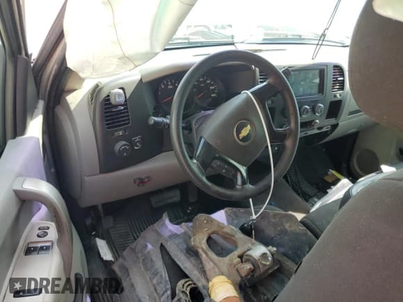 ✅ 2013 Chevrolet Silverado 1500 Work Truck • VIN: 1GCNCPEXXDZ142885 • Lot: 64314524. Listed on Copart with Not provided. Free auction sales archive from the USA and detailed vehicle history report at DreamBid. Image 8.