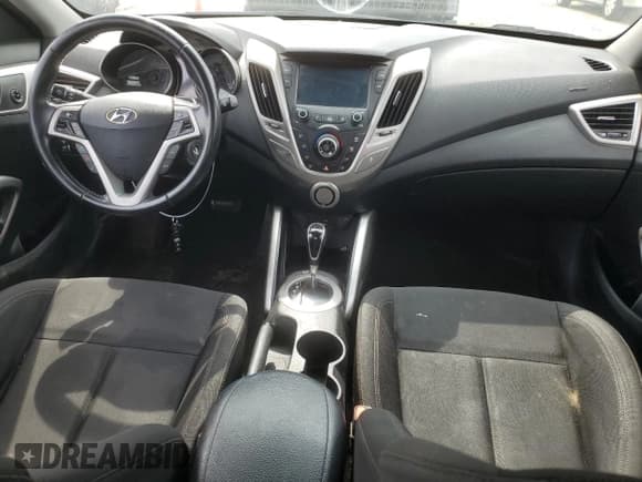 ✅ 2017 Hyundai Veloster • VIN: KMHTC6AD0HU310352 • Lot: 73225794. Listed on Copart with 88,999 mi. Free auction sales archive from the USA and detailed vehicle history report at DreamBid. Image 8.