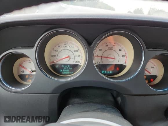 ✅ 2011 Dodge Challenger R/T Classic • VIN: 2B3CJ5DT2BH541448 • Lot: 71236495. Wystawiony na Copart z przebiegiem 138 898 mil. Bezpłatny archiwum sprzedaży aukcyjnych z USA i szczegółowy raport historii pojazdu na DreamBid. Zdjęcie 9.