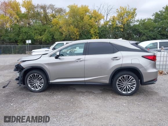 ✅ 2022 Lexus RX 450h • VIN: 2T2JGMDA2NC074491 • Lot: 43549050. Listed on IAAI with 62,958 mi. Free auction sales archive from the USA and detailed vehicle history report at DreamBid. Image 15.