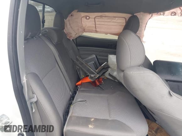 ✅ 2013 Toyota Tacoma • VIN: 5TFMU4FN9DX019465 • Lot: 42010194. Listed on IAAI with 115,812 mi. Free auction sales archive from the USA and detailed vehicle history report at DreamBid. Image 8.