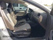 ✅ 2017 Volkswagen Jetta S • VIN: 3VW2B7AJ1HM376845 • Lot: 43370515. Listed on IAAI with 92,402 mi. Free auction sales archive from the USA and detailed vehicle history report at DreamBid. Image 5.