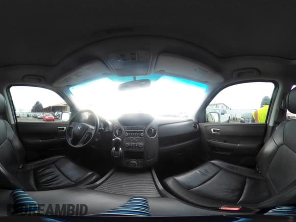 ✅ 2013 Honda Pilot Touring • VIN: 5FNYF4H97DB064748 • Lot: 43607982. Listed on IAAI with 140,066 mi. Free auction sales archive from the USA and detailed vehicle history report at DreamBid. Image 19.