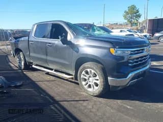 ✅ 2022 Chevrolet Silverado 1500 LTZ • VIN: 1GCUDGED5NZ602132 • Lot: 43512024. Wystawiony na IAAI z przebiegiem 104 727 mil. Bezpłatny archiwum sprzedaży aukcyjnych z USA i szczegółowy raport historii pojazdu na DreamBid. Zdjęcie 1.