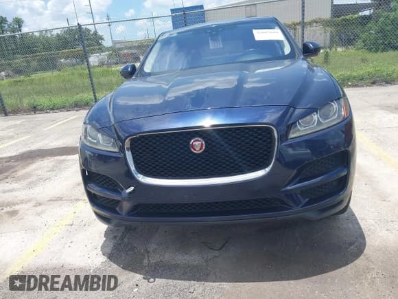 ✅ 2019 Jaguar F-Pace 25t Prestige • VIN: SADCK2GX5KA390178 • Lot: 42685619. Wystawiony na IAAI z przebiegiem 96 564 mil. Bezpłatny archiwum sprzedaży aukcyjnych z USA i szczegółowy raport historii pojazdu na DreamBid. Zdjęcie 12.